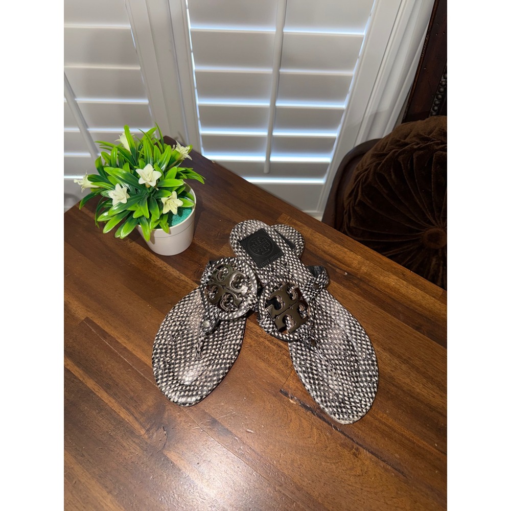 Tory Burch Miller Sandals Black White Snakeskin Embossed Leather Thong Flats 6.5